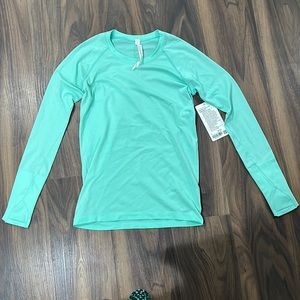 Lululemon Swiftly Tech Long Sleeve 2.0 size 8 color mint